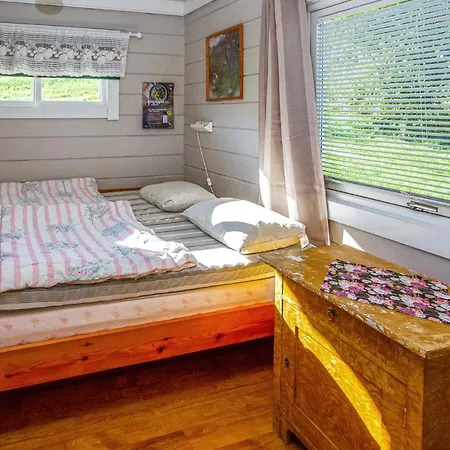 Vagstranda Hjelvik Ii